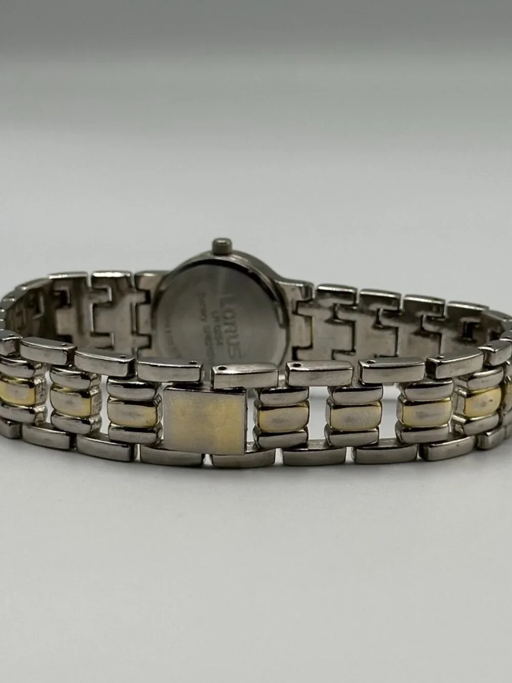 3/$30 Lorus Watch Women Silver Gold Two Tone Round 22MM Dial New Battery 7.5